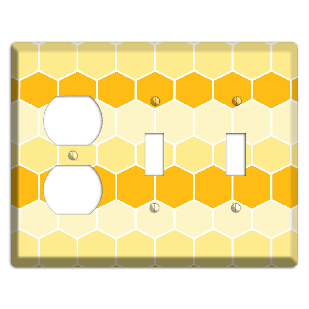 Golden Hollow Grid Duplex / 2 Toggle Wallplate