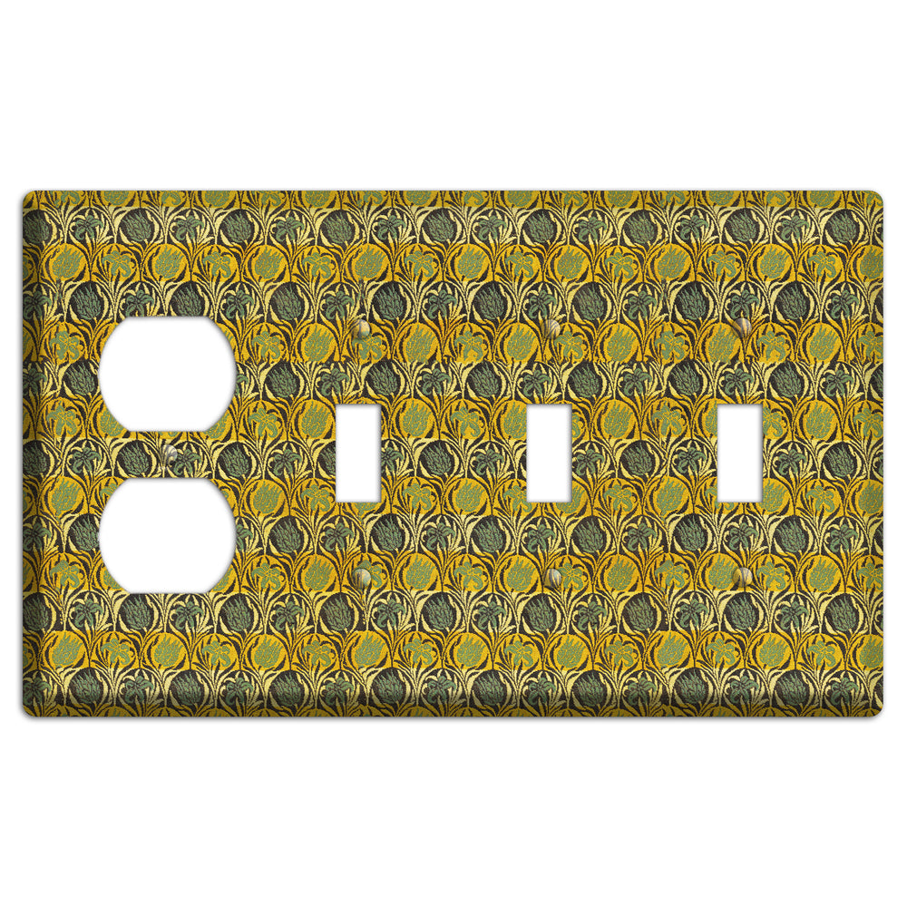 Honeycomb Bloom Duplex / 3 Toggle Wallplate
