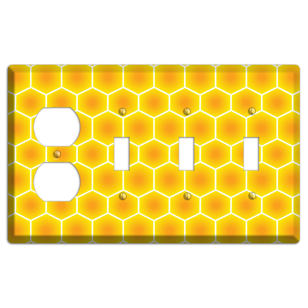 Liquid Gold Grid Duplex / 3 Toggle Wallplate