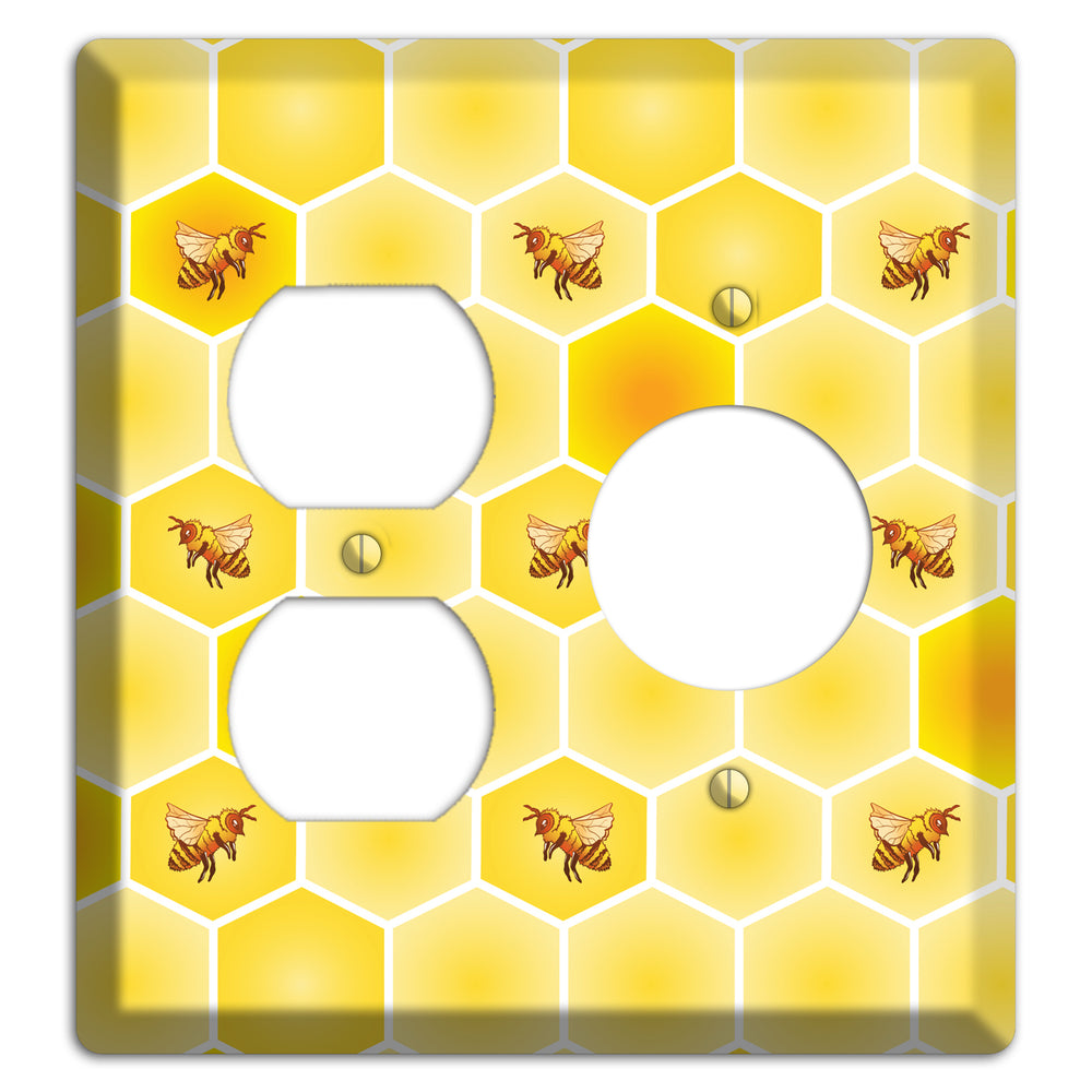 Colony in Formation Duplex / Receptacle Wallplate