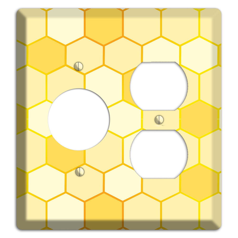 Hollow Amber Grid Receptacle / Duplex Wallplate