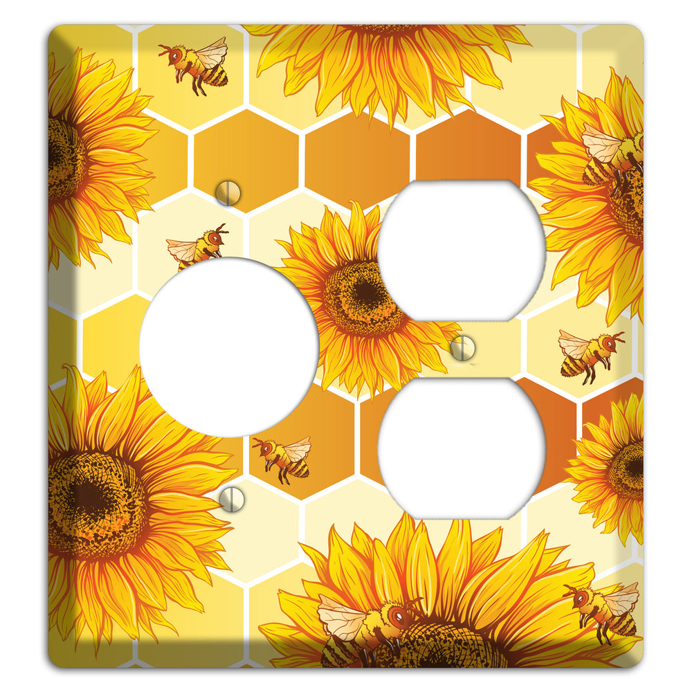 Honeycomb Solstice Receptacle / Duplex Wallplate