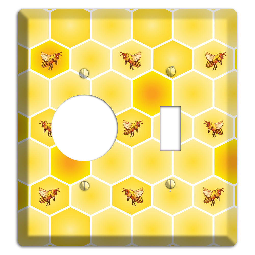 Colony in Formation Receptacle / Toggle Wallplate
