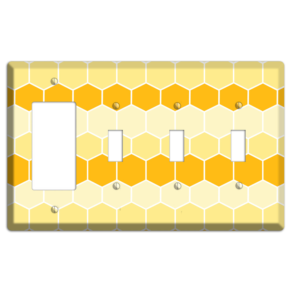 Golden Hollow Grid Rocker / 3 Toggle Wallplate