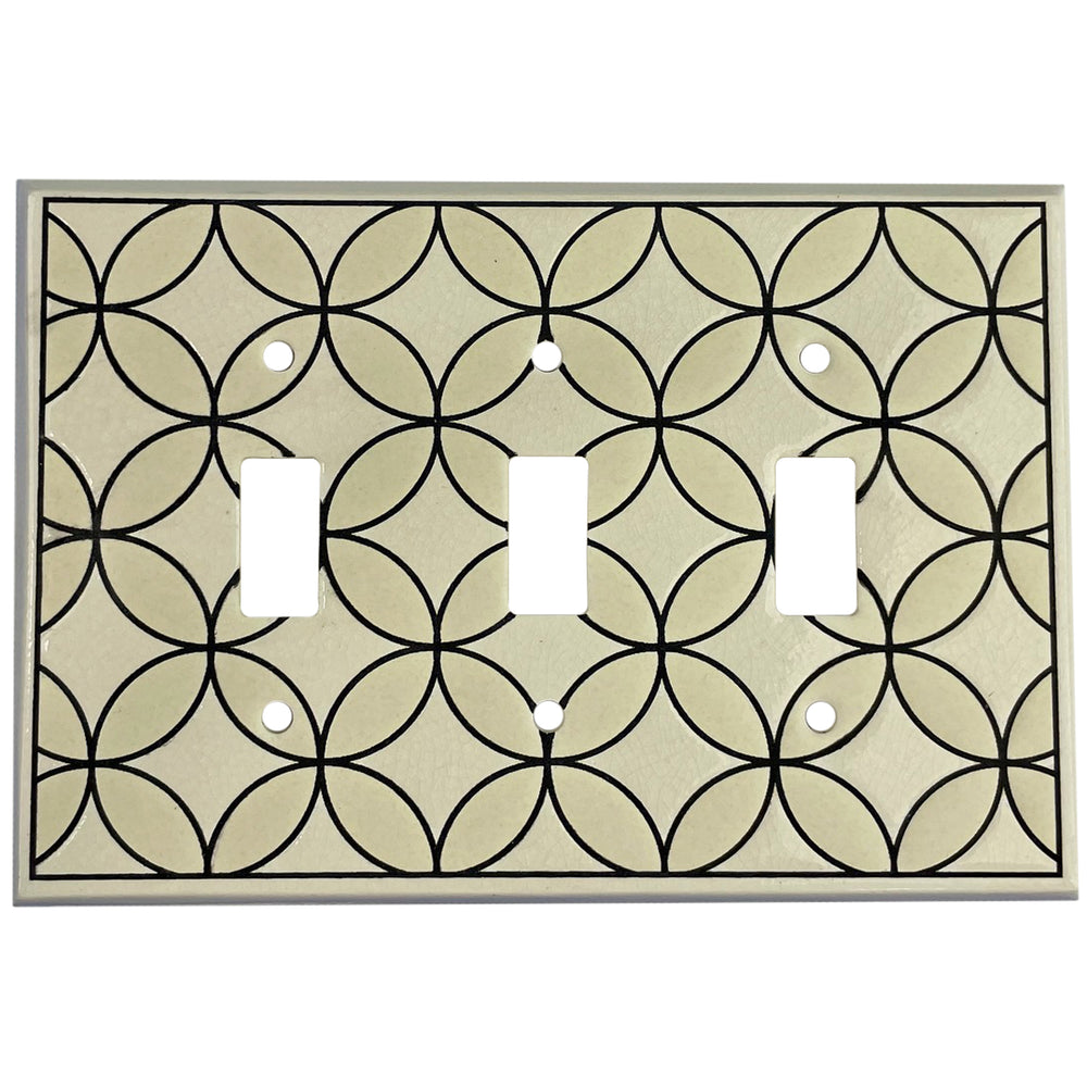 Lattice - White Single Covers Plates 3 Toggle Wallplate