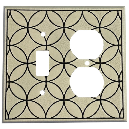 Lattice - White Single Covers Plates Toggle / Duplex Wallplate