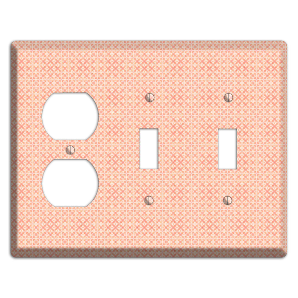Peach Quatrefoil Duplex / 2 Toggle Wallplate
