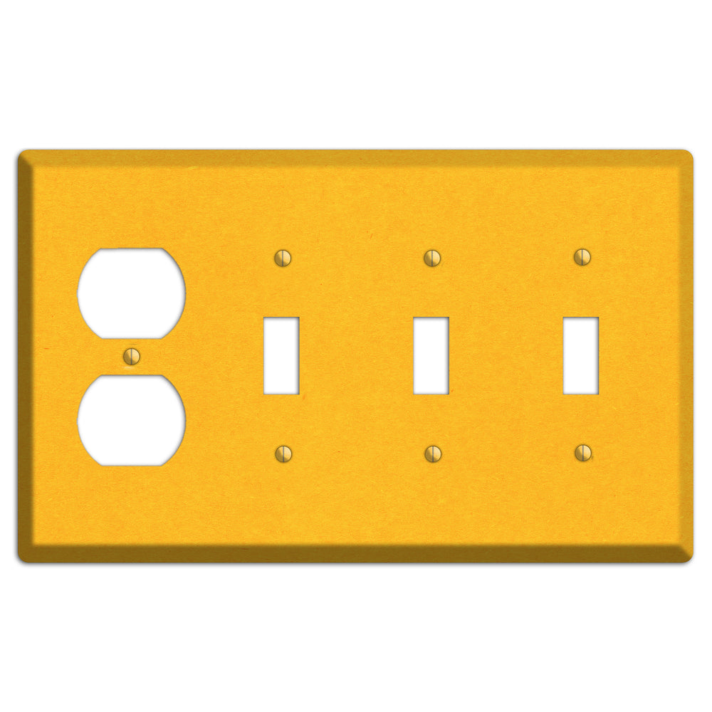 Supernova Kraft Duplex / 3 Toggle Wallplate