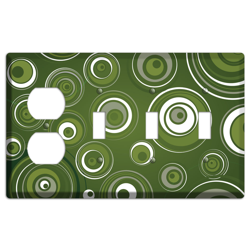 Green Circles Duplex / 3 Toggle Wallplate