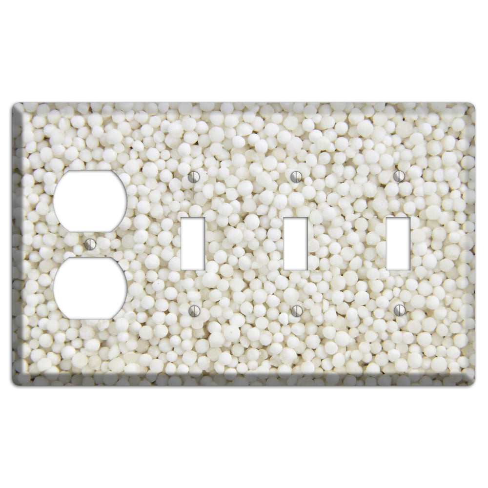 Tapioca Duplex / 3 Toggle Wallplate