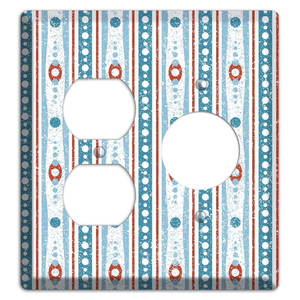 Winter Cranberry Duplex / Receptacle Wallplate