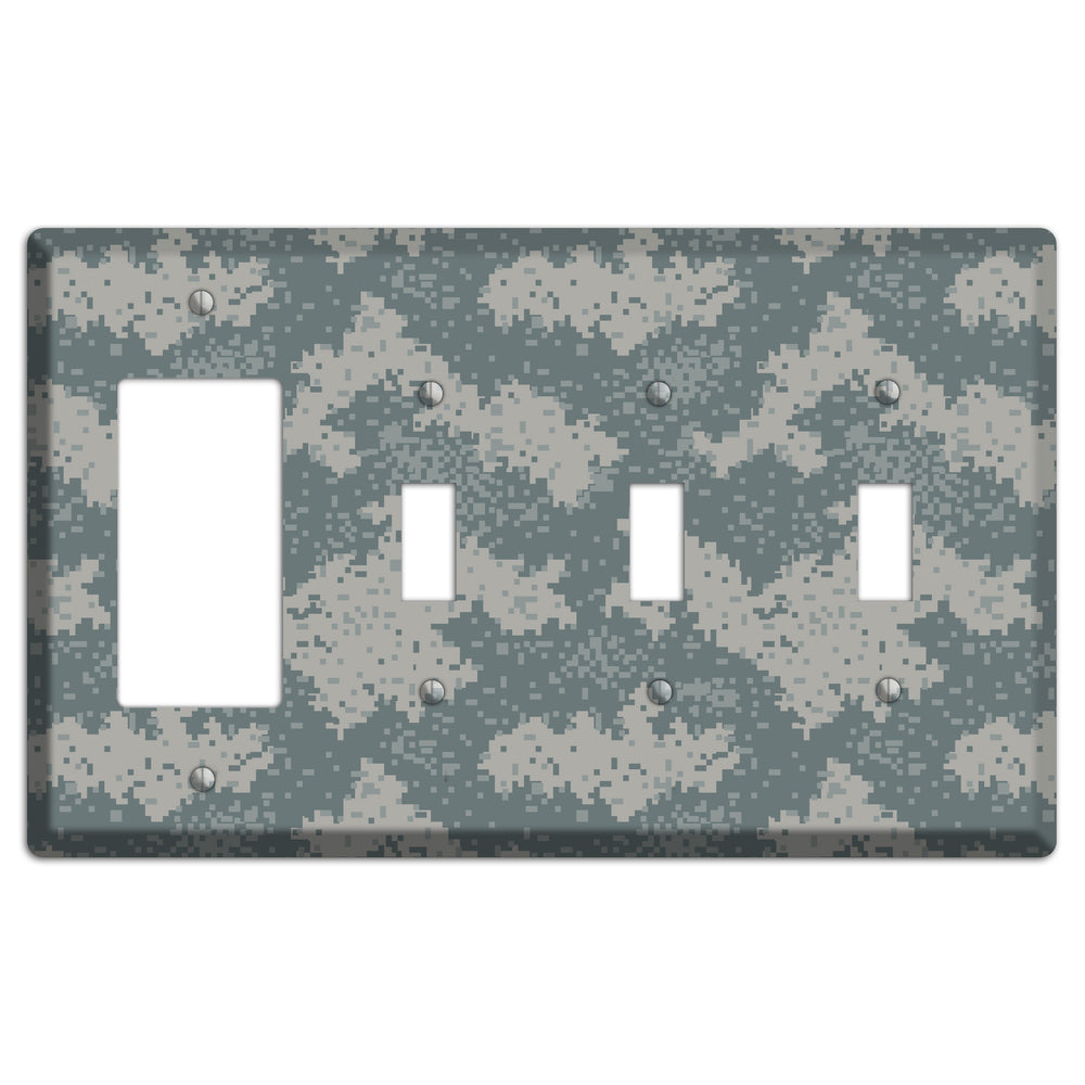 UCP 2004 Camo Rocker / 3 Toggle Wallplate