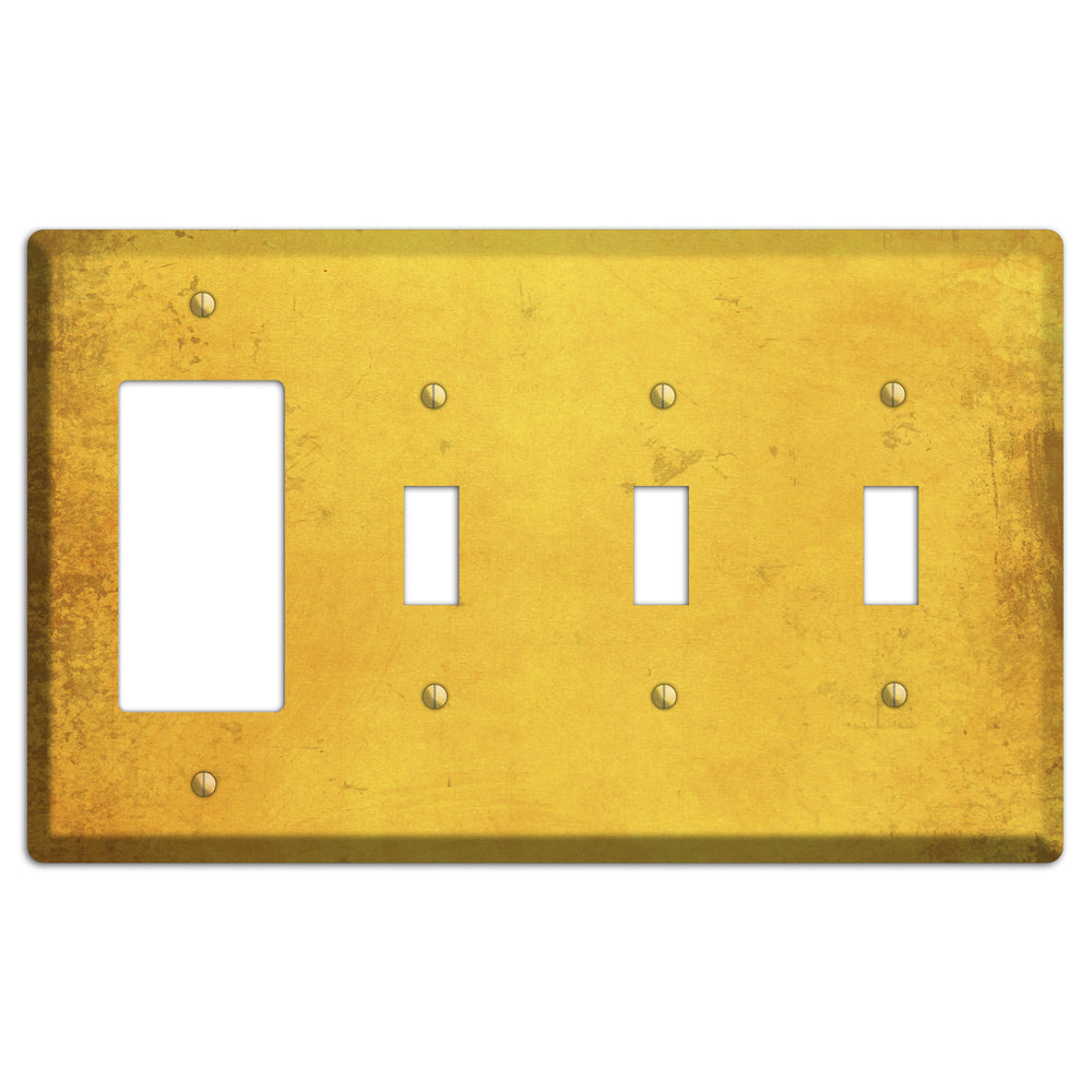 Abbey Vintage Grunge Rocker / 3 Toggle Wallplate