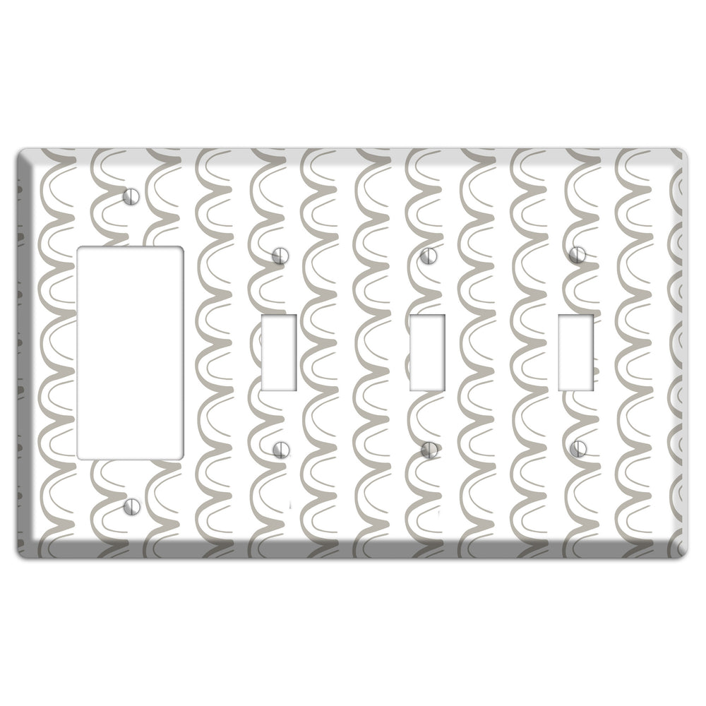 Simple Scandanavian Style T Rocker / 3 Toggle Wallplate