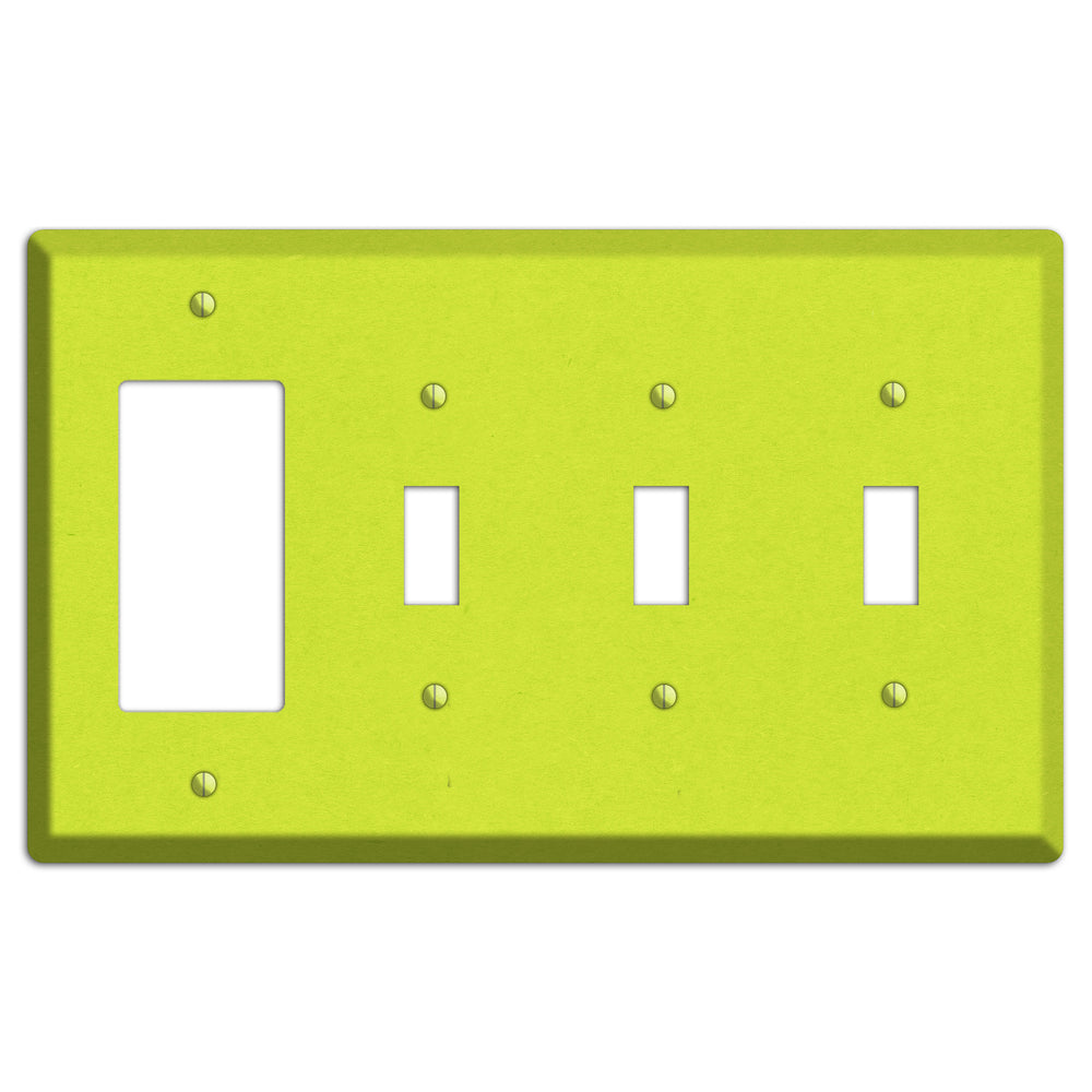 Pear Kraft Rocker / 3 Toggle Wallplate