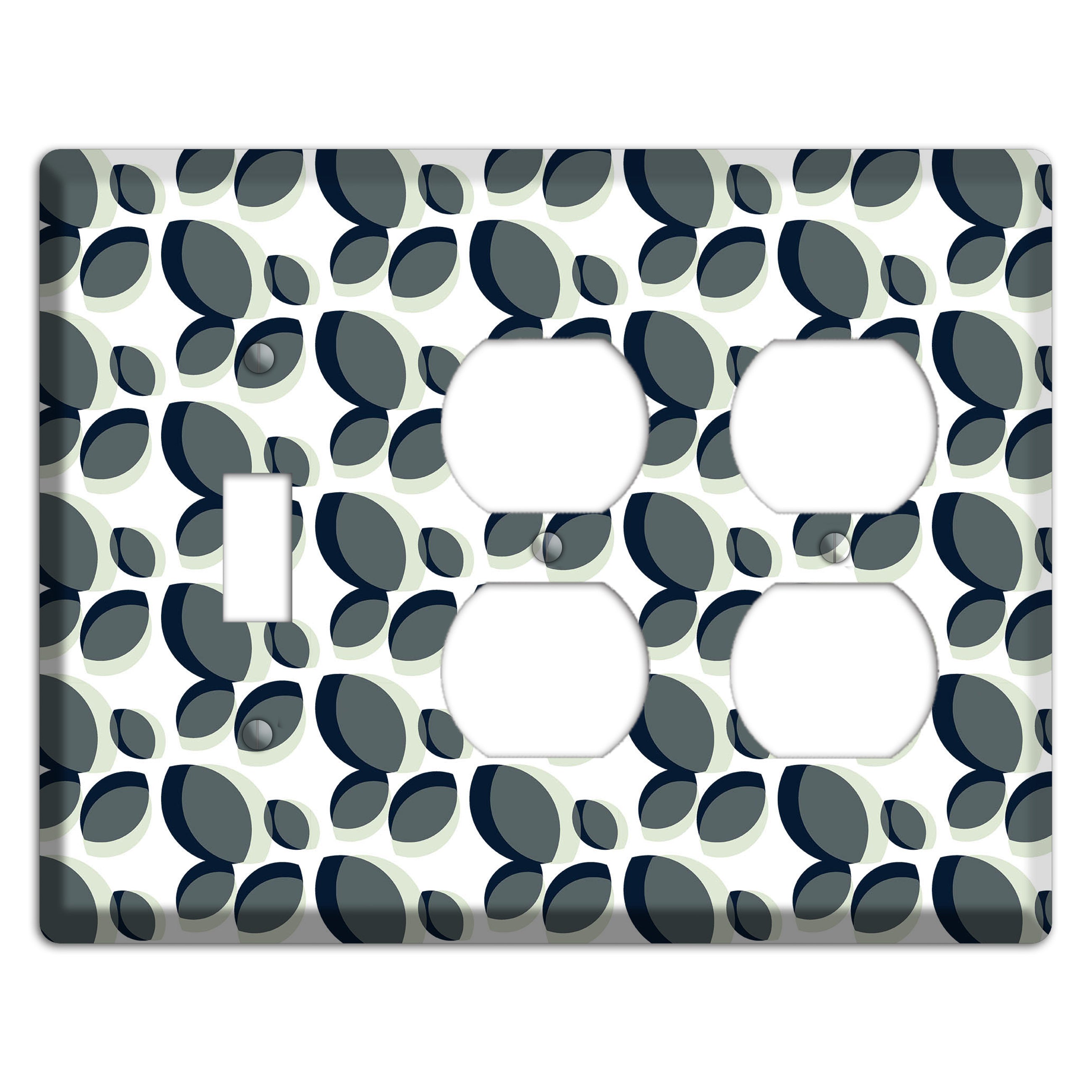 Leaves Style E Toggle / 2 Duplex Wallplate